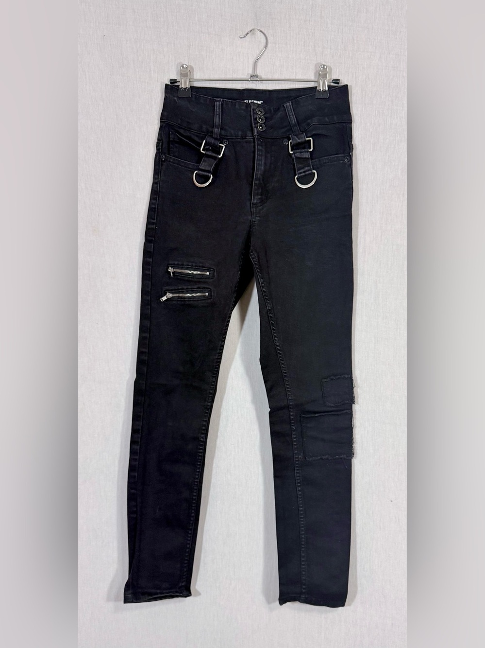 Hot Topic HT Denim size 1 Black Women's High-Rise Skinny Jeans with Hardware
